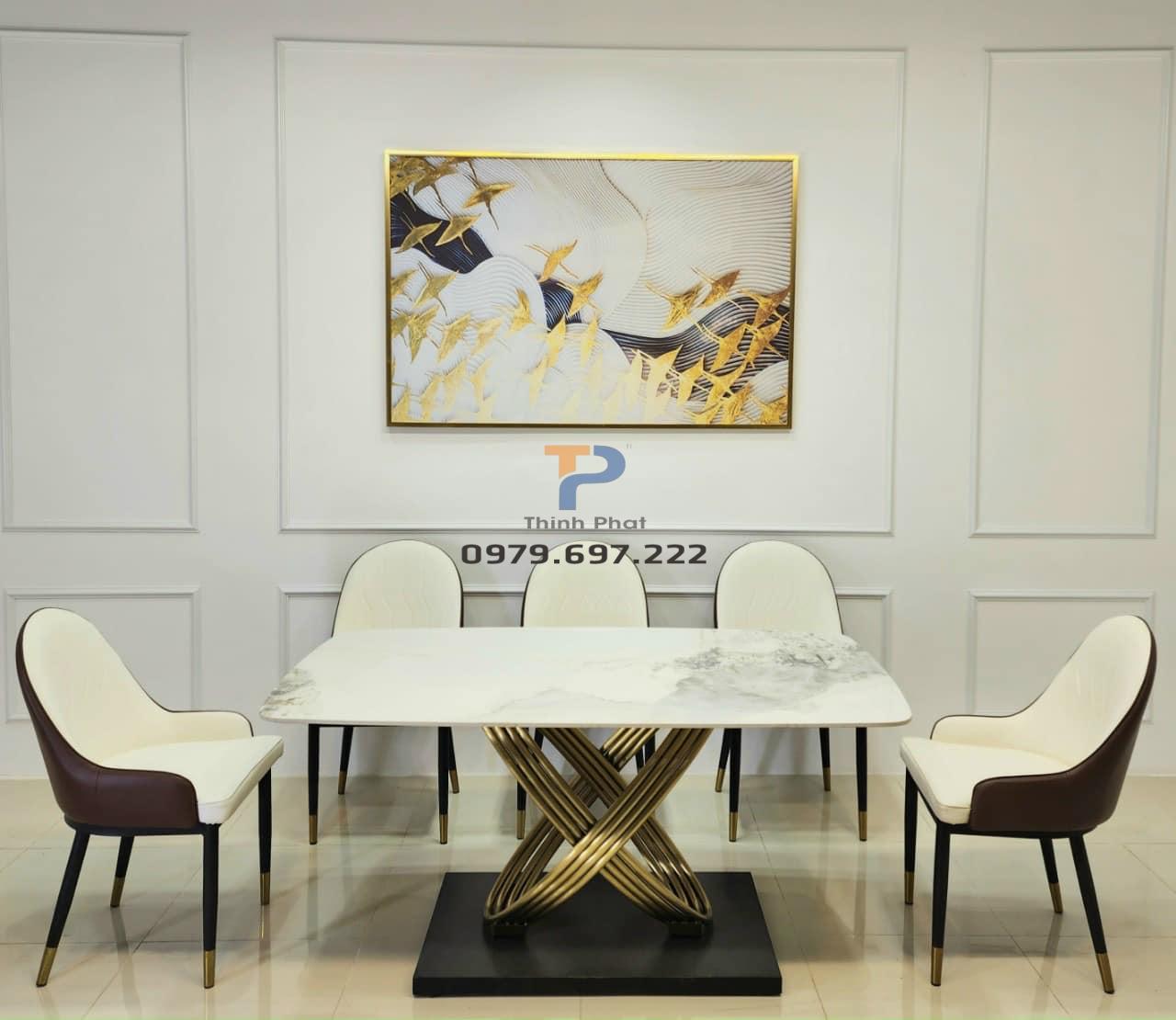 Bàn ăn inox mạ vàng TP 024 Bàn ăn inox mạ vàng TP 024